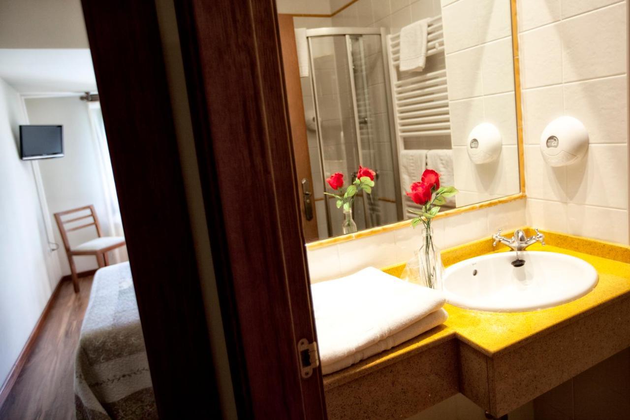 Hotel Covadonga Onís Εξωτερικό φωτογραφία